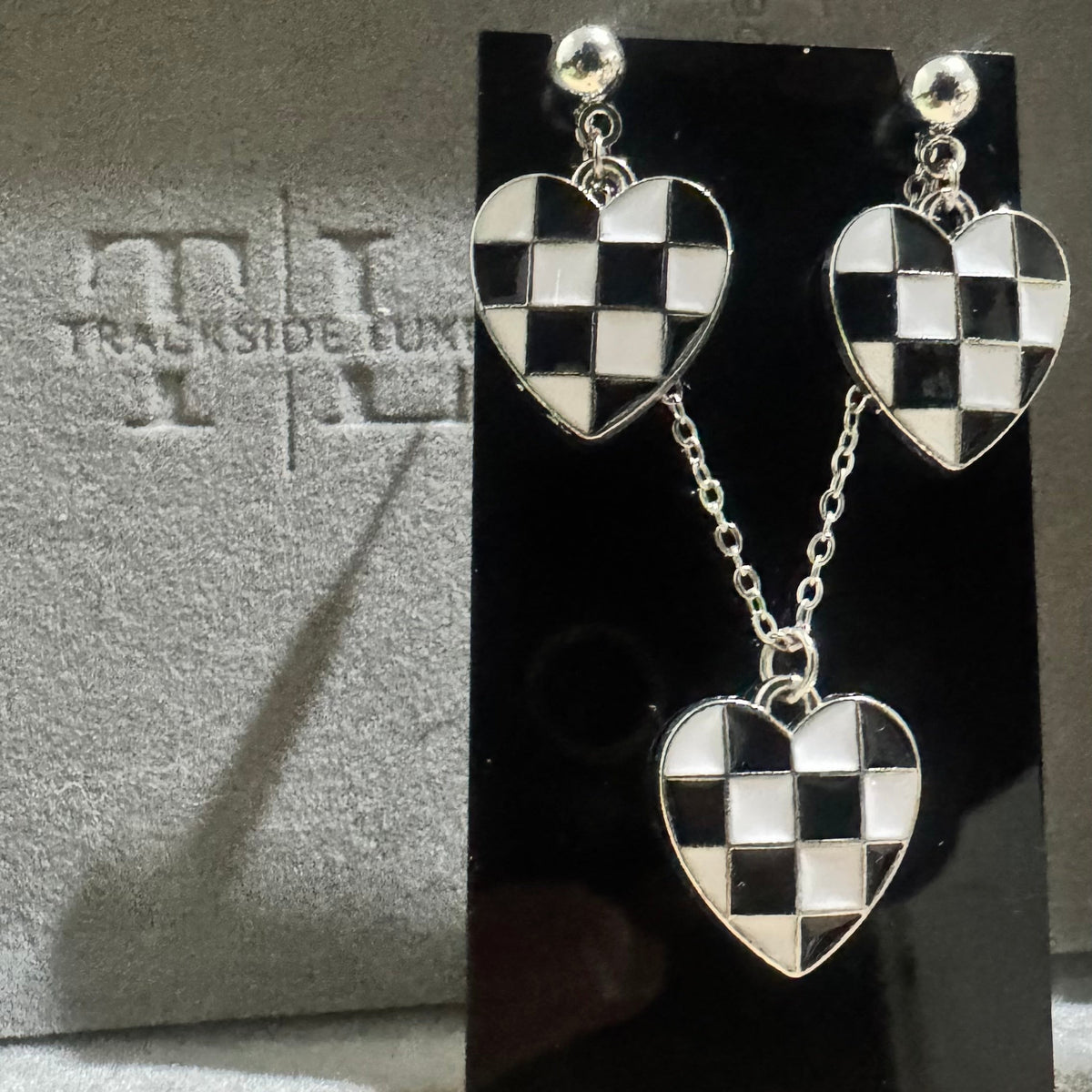 Basic Heart Checkered Set