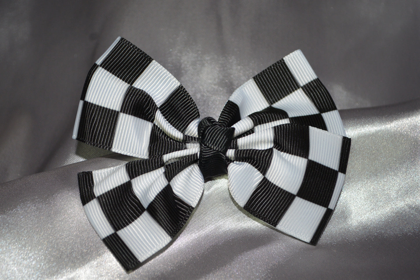 Checkered Bow Clip