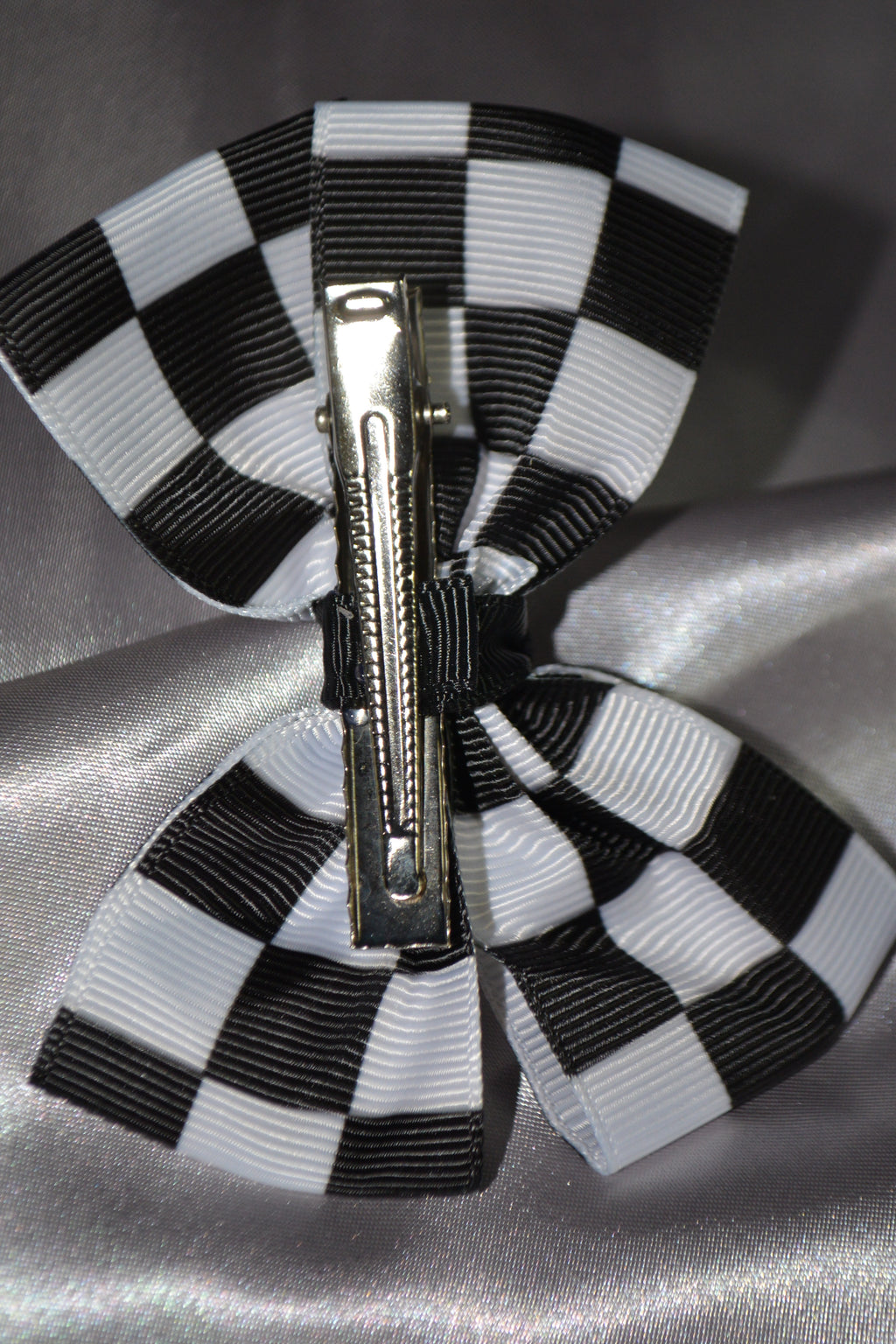 Checkered Bow Clip