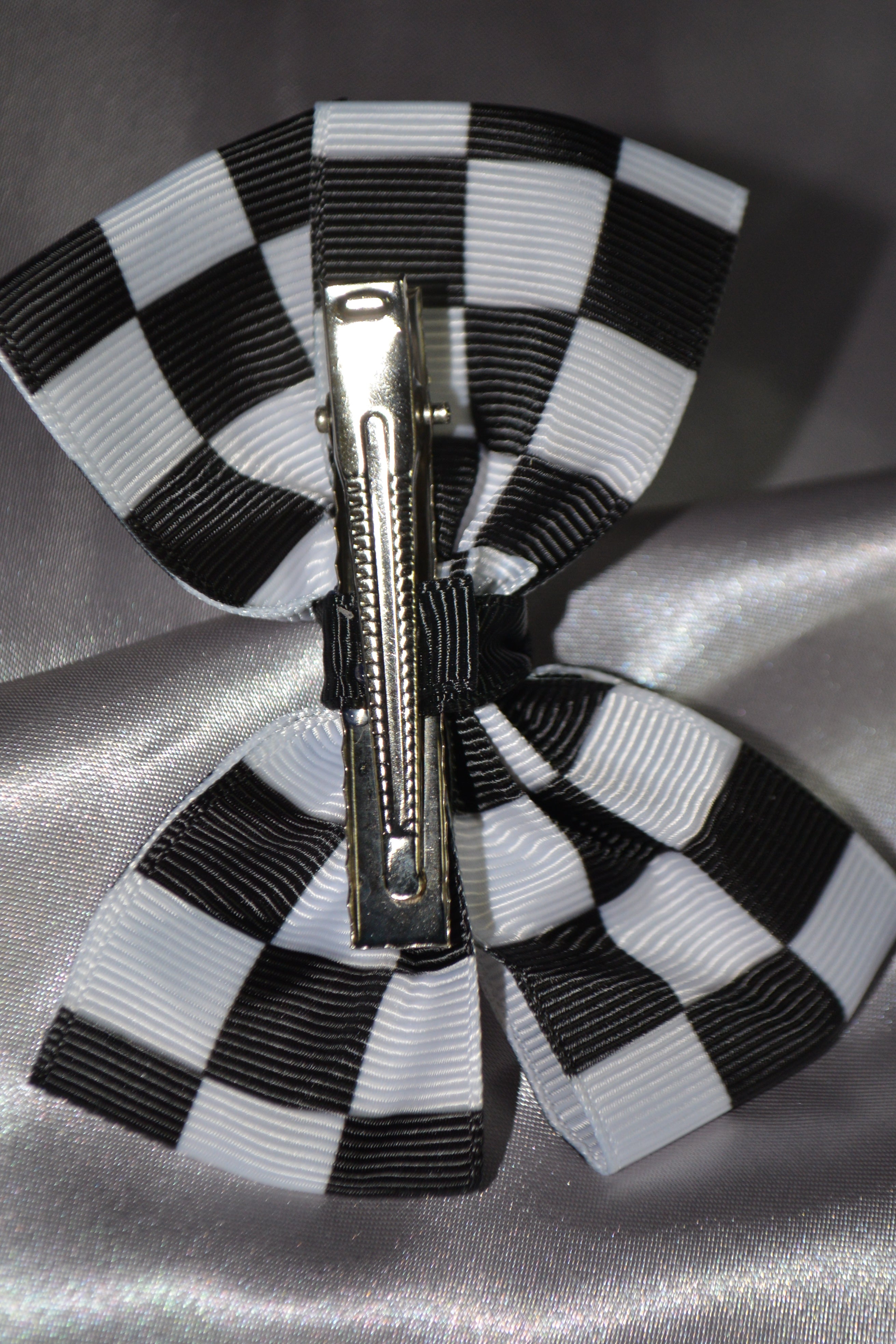 Checkered Bow Clip