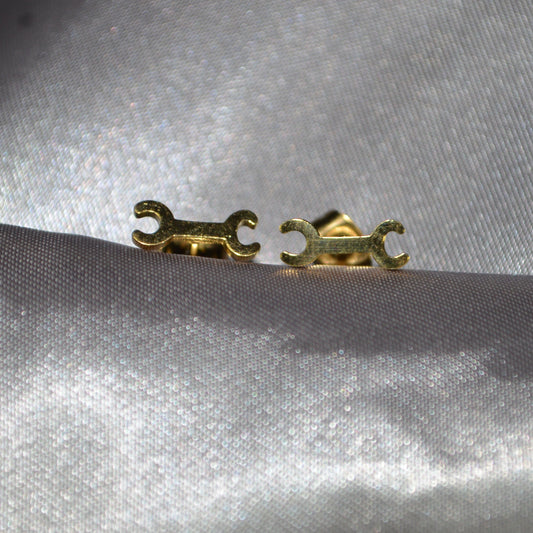 Pitlane Spanner Studs