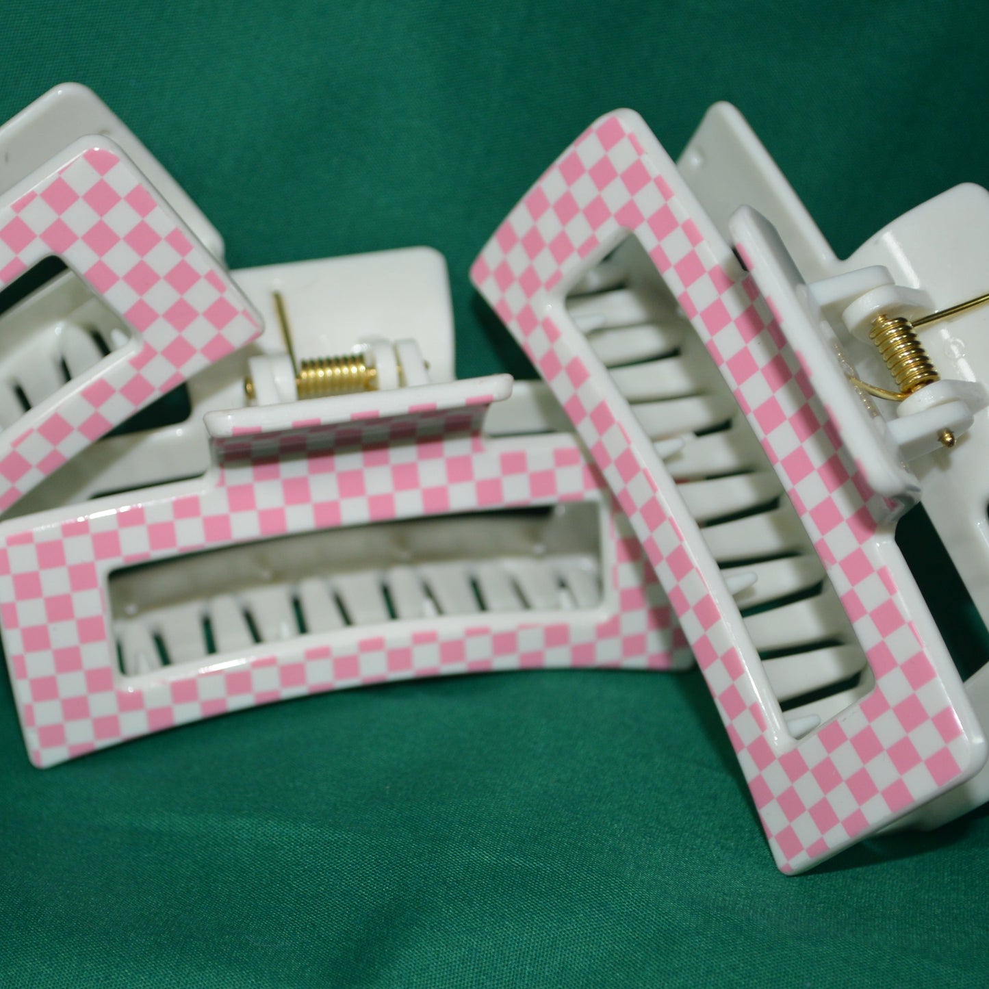 Checkered hair clip