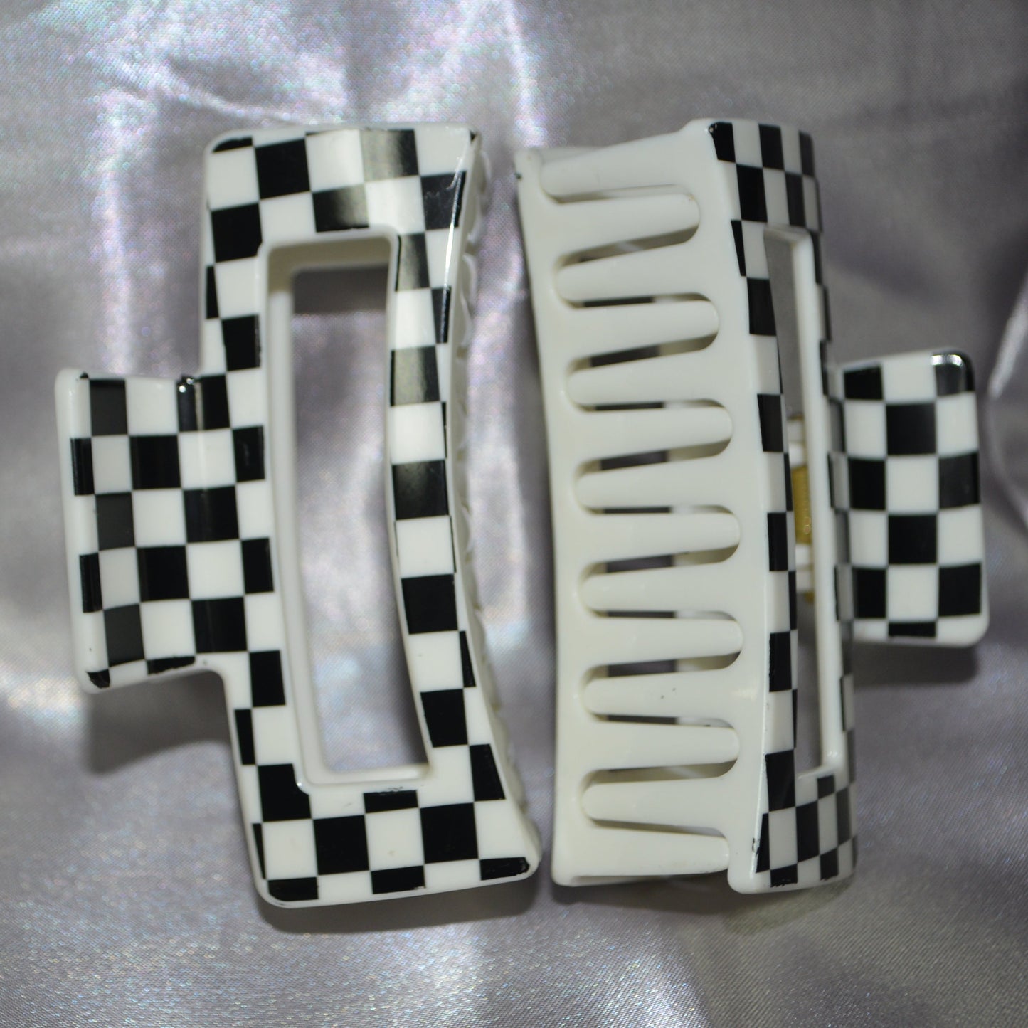 Checkered hair clip