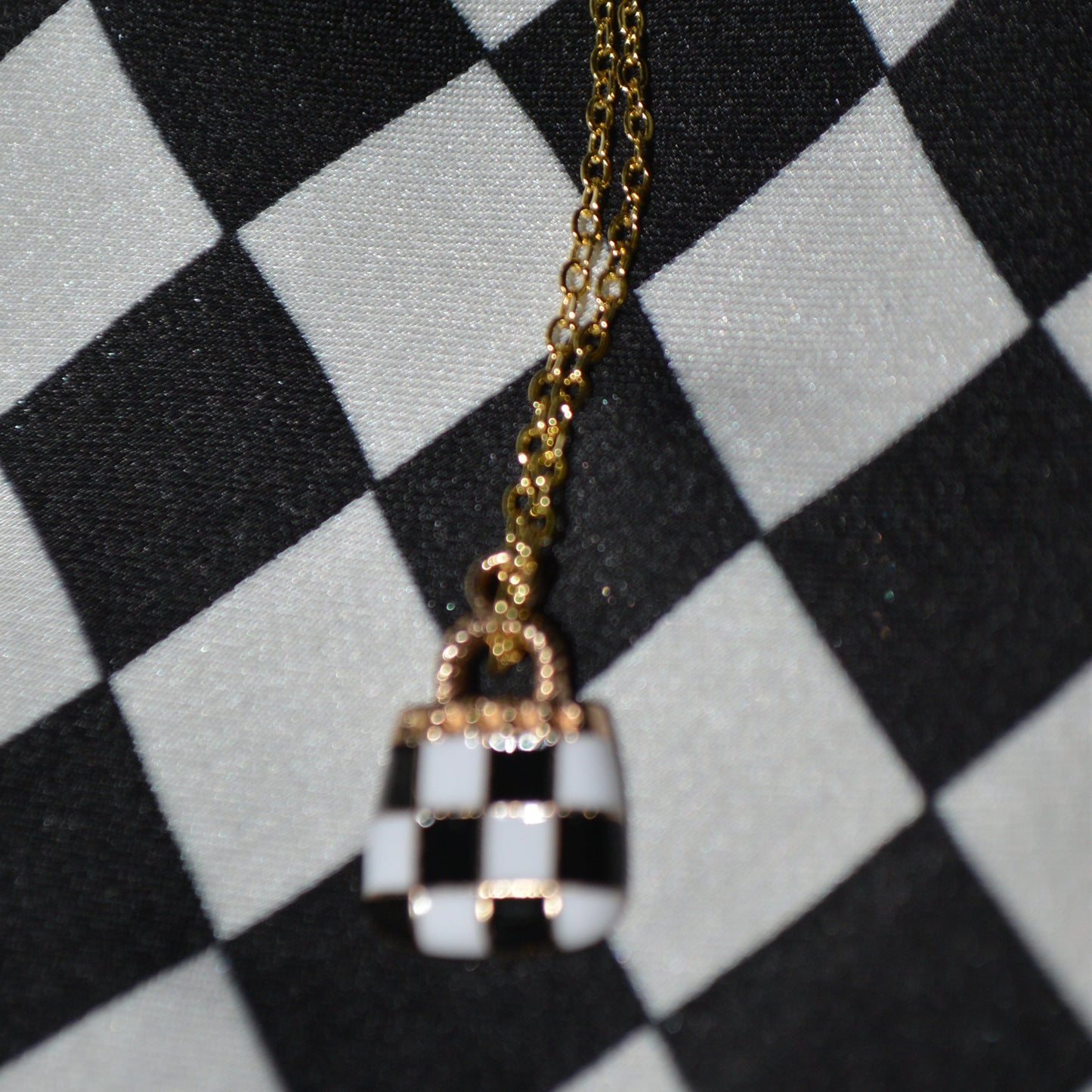 Speed signal pendant