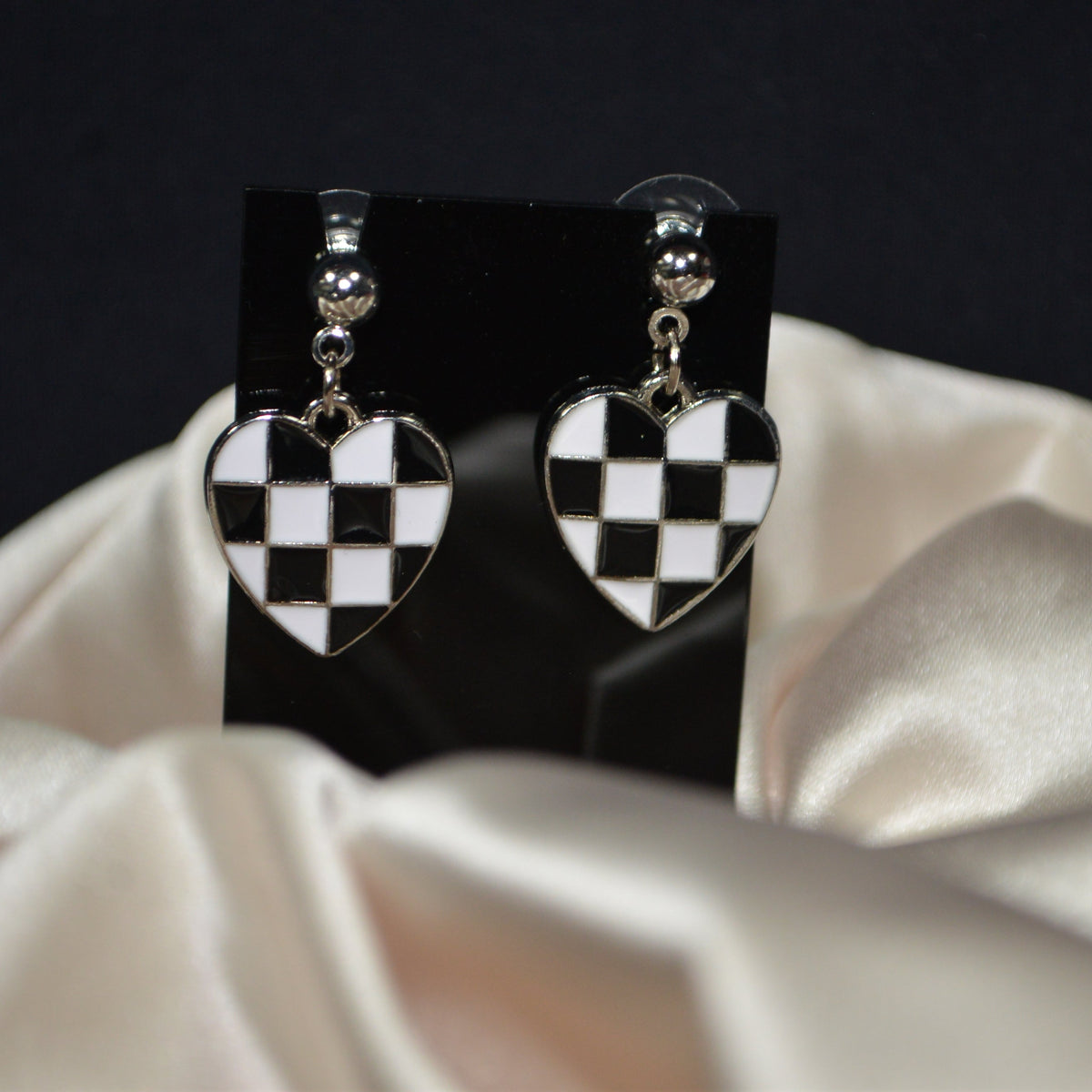 Basic Heart Checkered Set