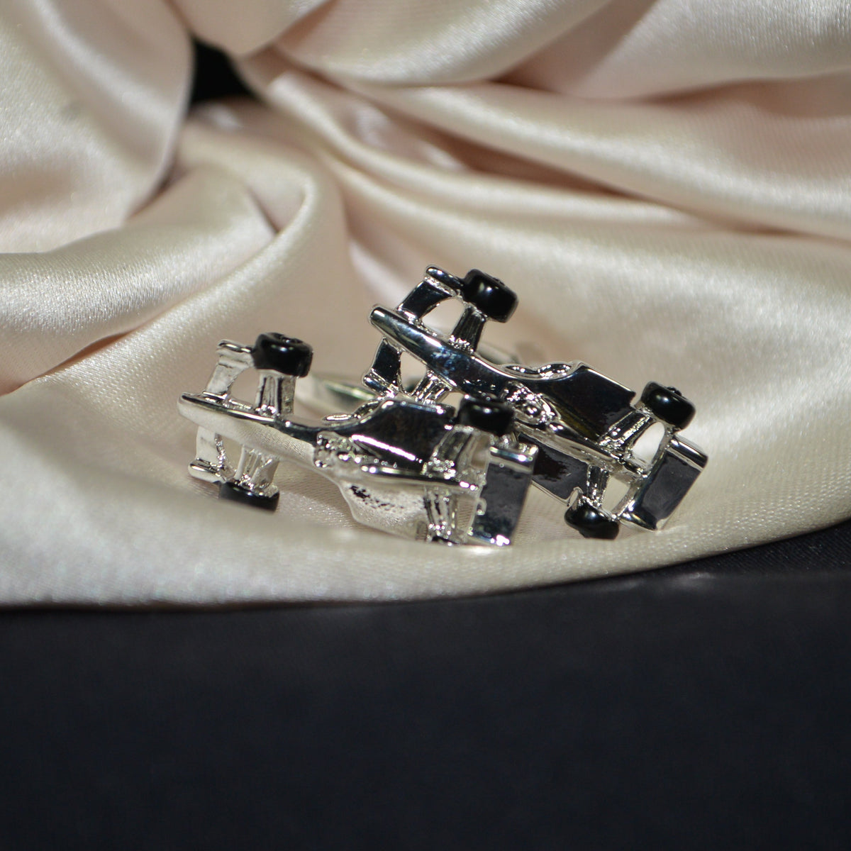 Velocity Cufflink